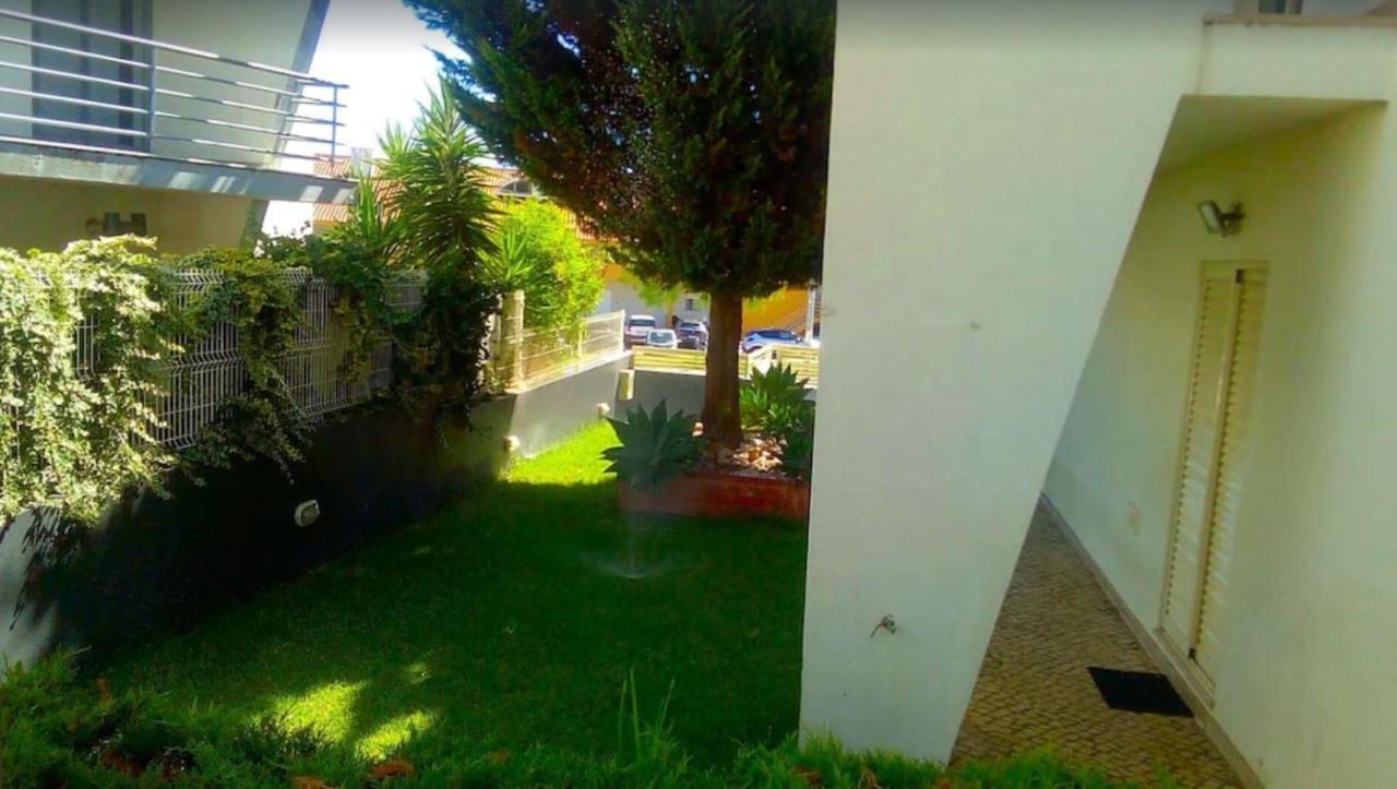 Sesimbra Charming Pool Duplex Bbk & Garden Villa Bagian luar foto