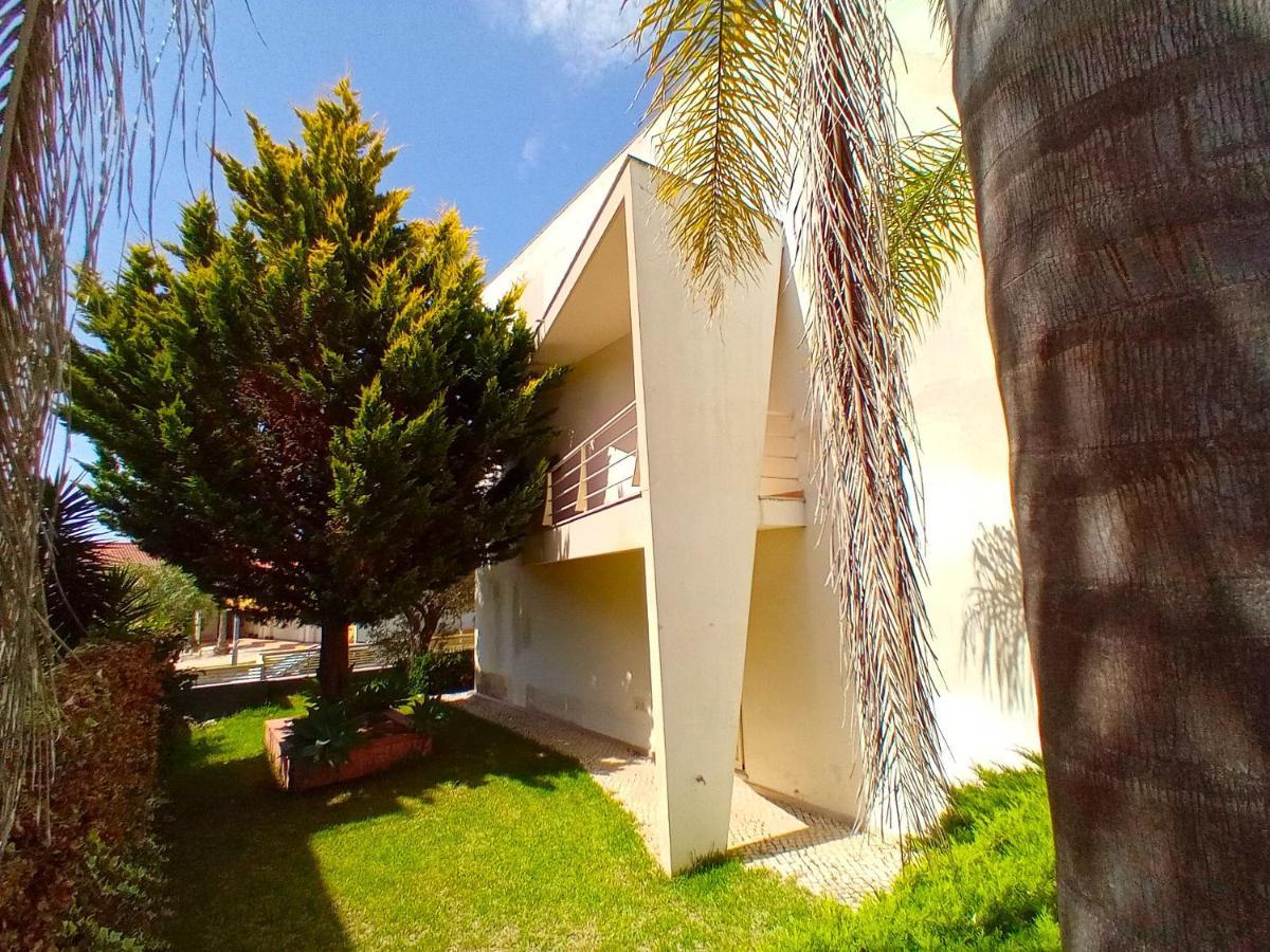 Sesimbra Charming Pool Duplex Bbk & Garden Villa Bagian luar foto